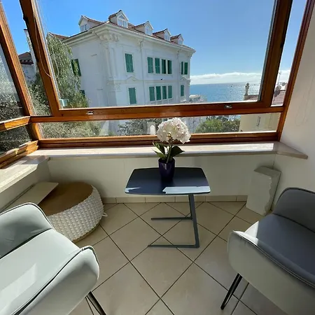 Апартаменты Flower Sea Hope-con Posto Auto A 10 Minuti Dalla