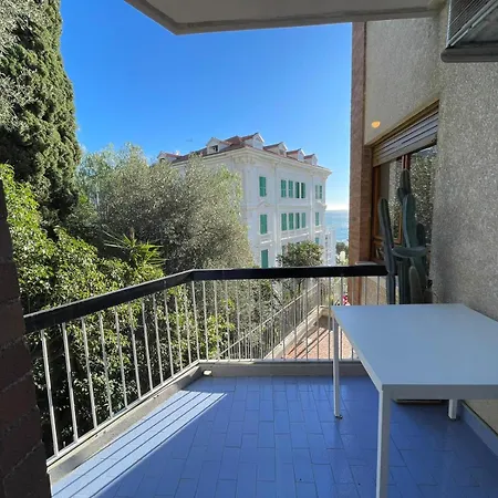 Апартаменты Flower Sea Hope-con Posto Auto A 10 Minuti Dalla *